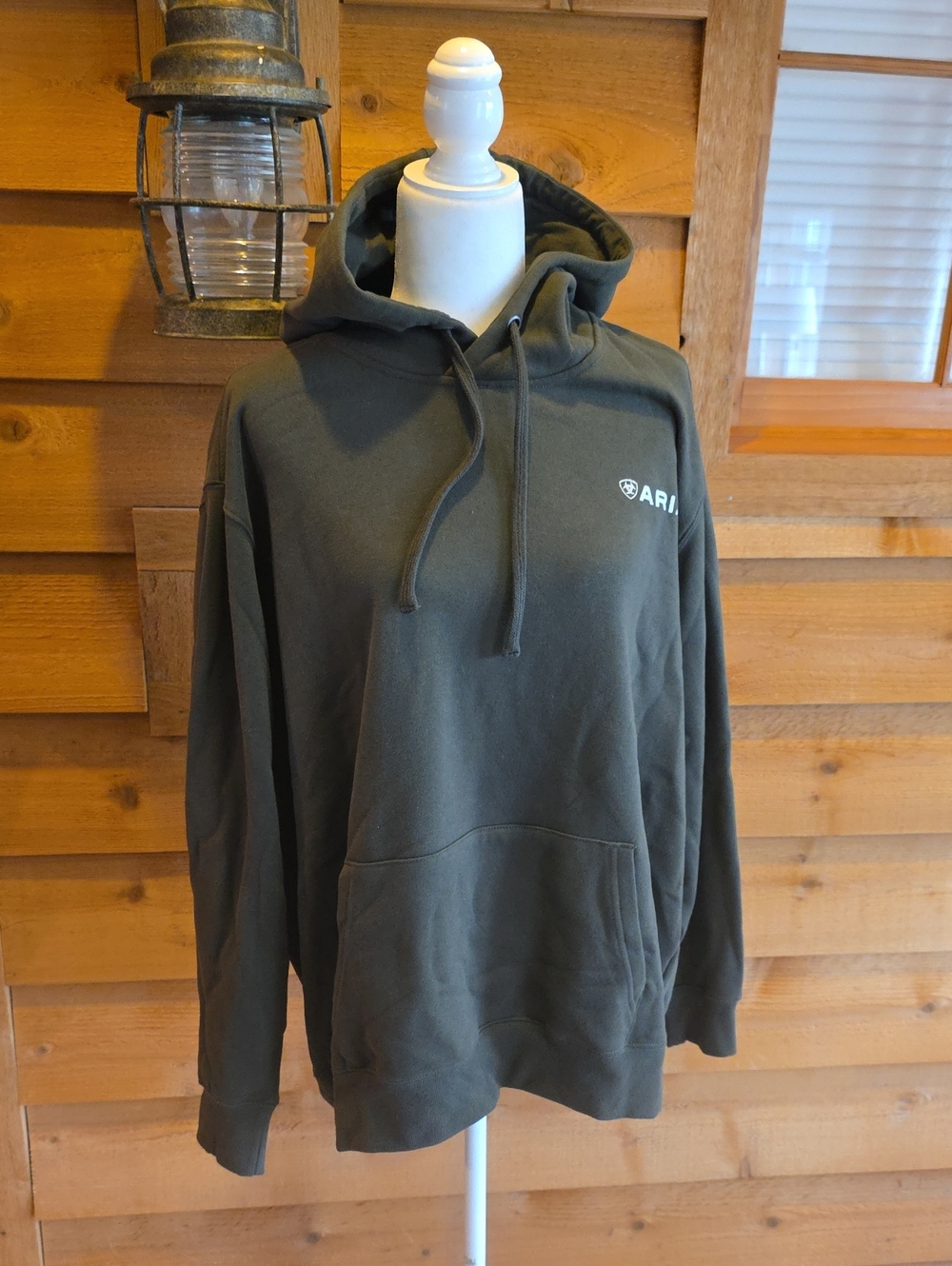 NWT Ariat Hooded Sweatshirt